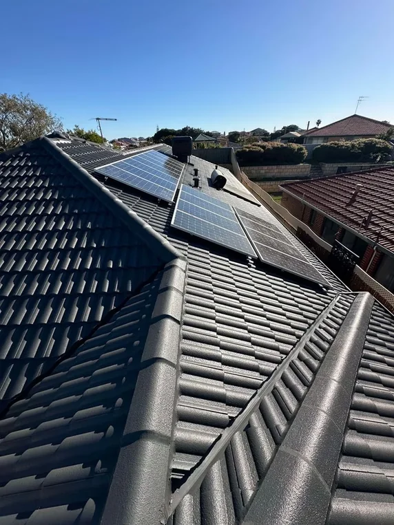 Roof and solar panels after a clean